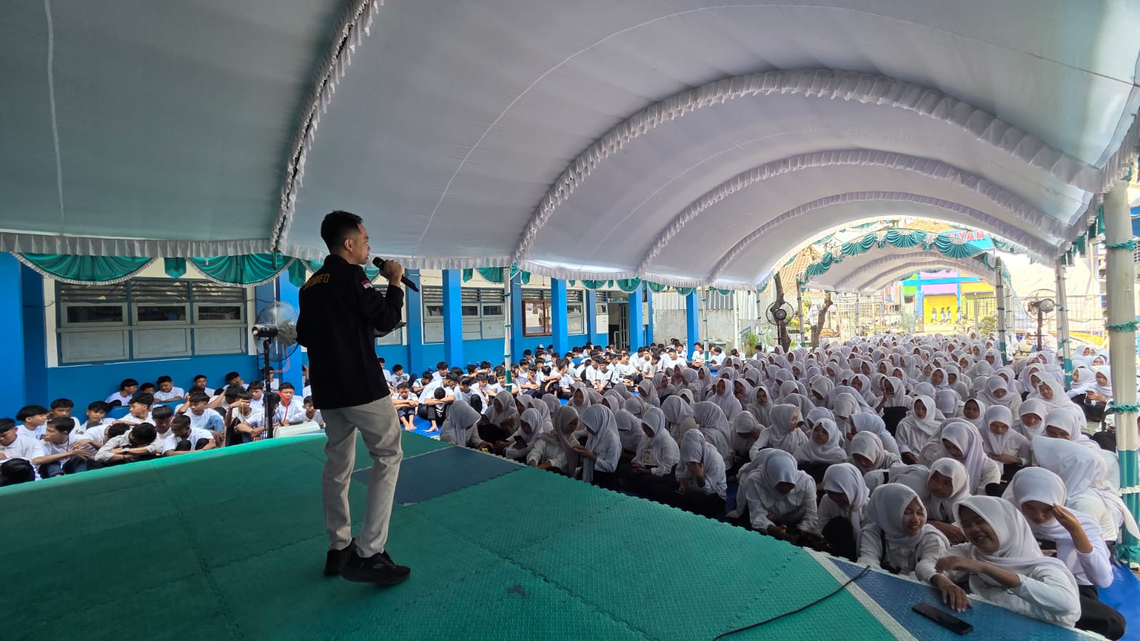 Diskominfo Grobogan Bekali Siswa SMK Muhammadiyah Purwodadi dengan Edukasi Penggunaan Media Sosial dan Pencegahan Cyberbullying