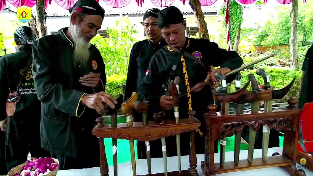 Tim Live Streaming Diskominfo Kabupaten Grobogan Siarkan Langsung Acara Jamas Pusaka